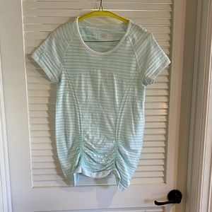Athleta Speed light shirt